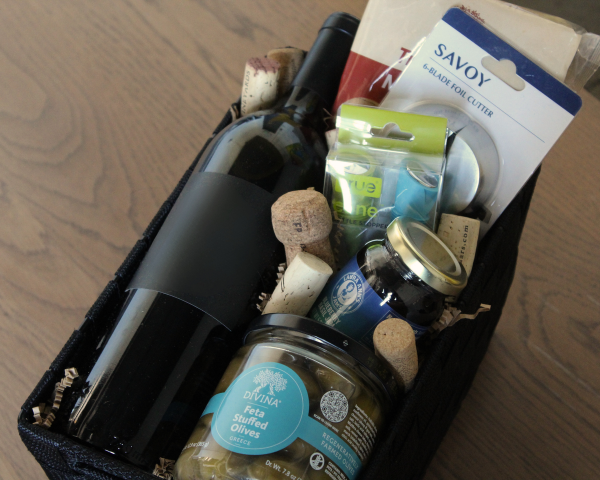 Custom Wine Gift Basket - ONE BOTTLE